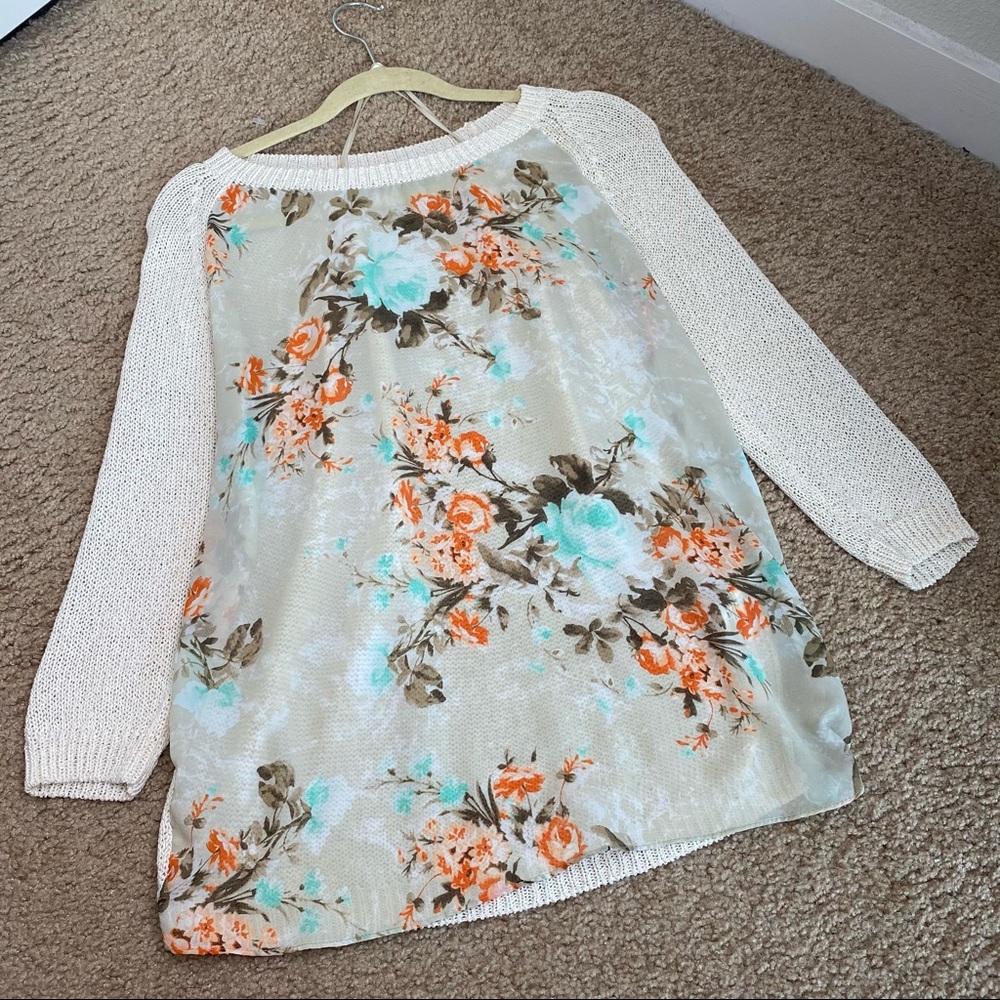 ZARA KNIT CREAM FLORAL SWEATER KNIT MED